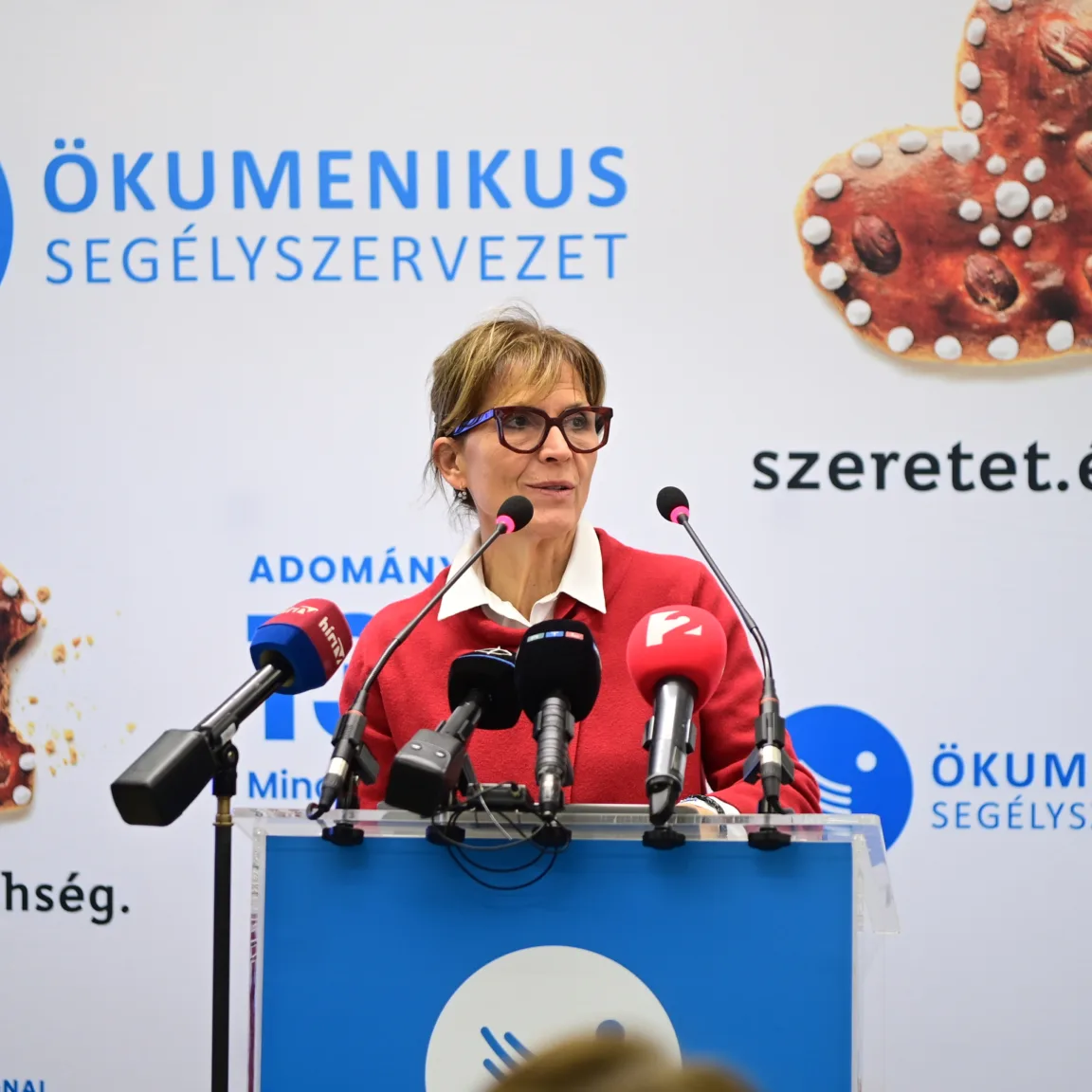 Legkevesebb 130 millió forintot adott a Mészáros-féle V-Híd két Lévai Anikóhoz köthető szervezetnek
