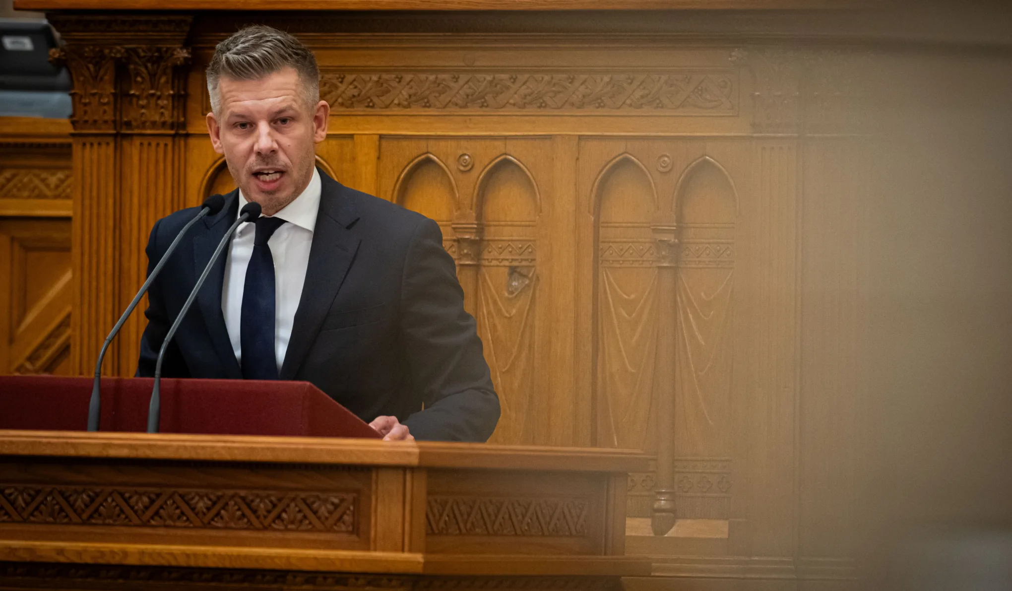 Magyar Péter-bingót játszott a Fidesz a miniszterelnök felszólalása alatt