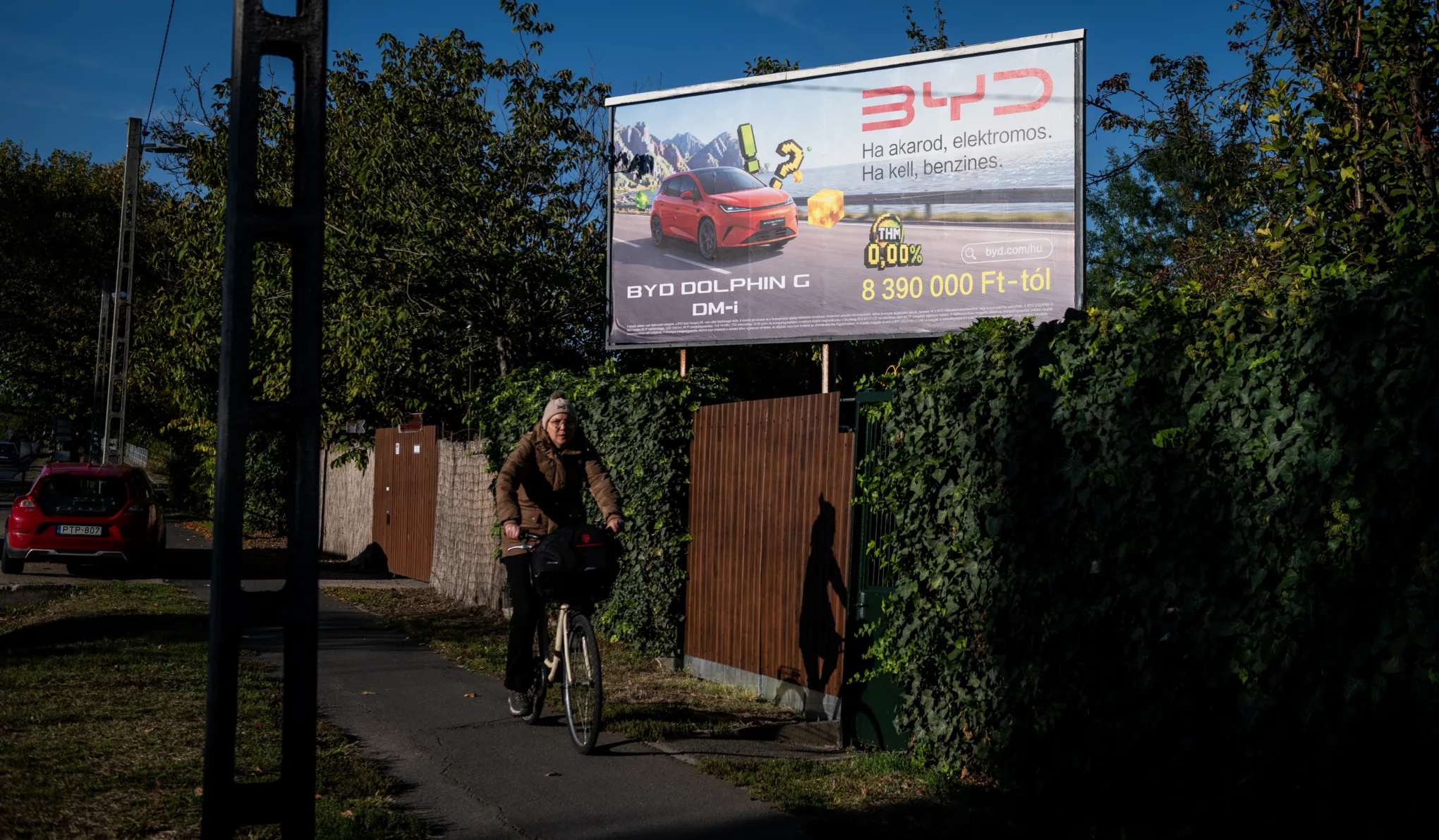 Több mint egy tucat szervezet tiltakozik a a Tisza-kormány tervezett reklámadója ellen