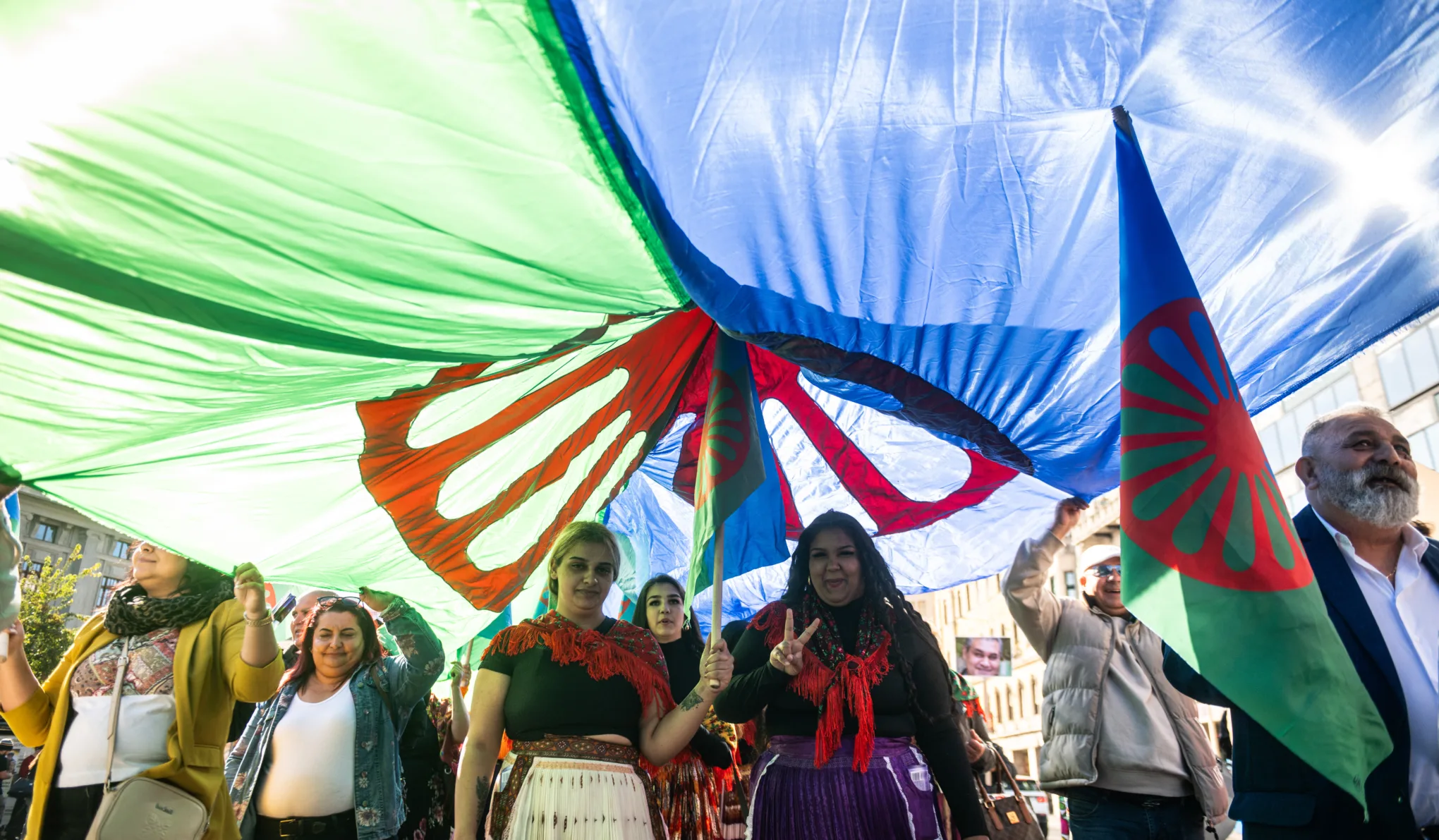 Rokkónak is tetszettek a Nagykörúton vonuló büszke romák