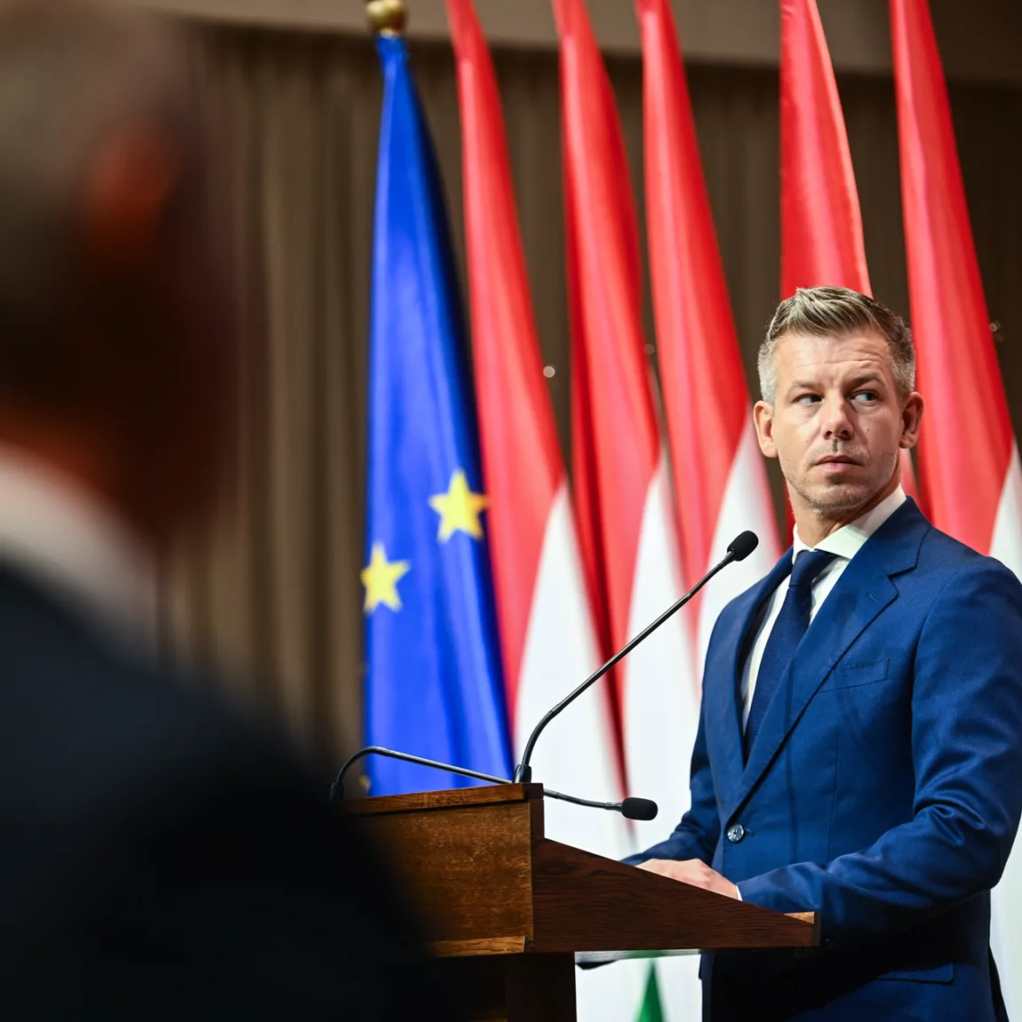Miniszterelnökség: Még ősszel elindul az alkotmányozási folyamat