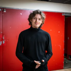 A fiú, aki nem akar felnőni – Interjú a Molière musical főszereplőjével, Yanis Richard-dal