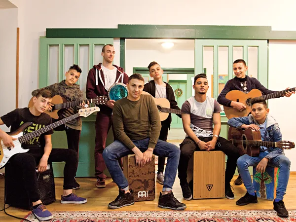 Nosztalgia és egy kis sörszagú dance-punk – Zeneajánló a hétvégére