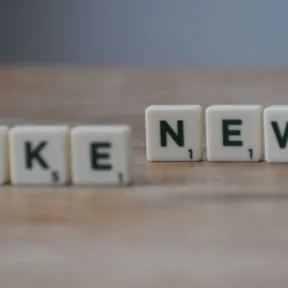 Tisztában vagyunk az álhírek veszélyével