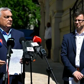 „Ügyesen megoldottuk” – közölte Havasi Bertalan, akit megkérdeztünk, hogyan frissítették a Fidesz honlapját, miközben nem nyúlhatnak a szerverekhez