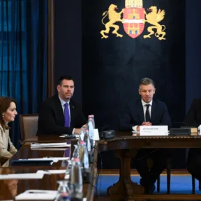 Horn Gábor szerint Karácsony Gergely és a Tisza-kormány megállapodása jórészt tűzoltás