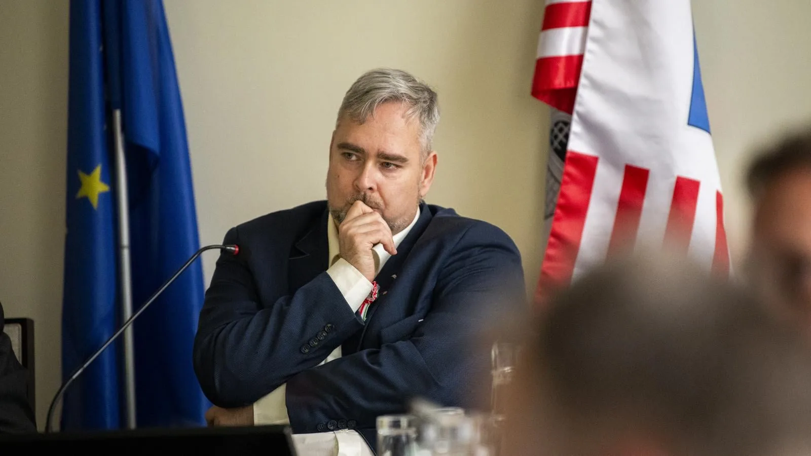 Kiss László kérdéssorral ment neki az ügyészségnek, különösen Fürcht Pálnak, aki Orbán Viktorra és a Legfőbb Ügyészségre is tett terhelő állításokat