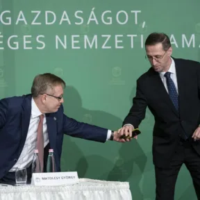 Matolcsy Györgyöt és Varga Mihályt fogja meghallgatni legközelebb a jegybanki visszaéléseket feltáró vizsgálóbizottság